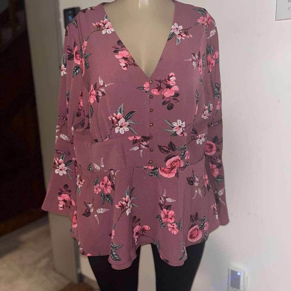 NWT CITY Chic pink floral blouse - 20